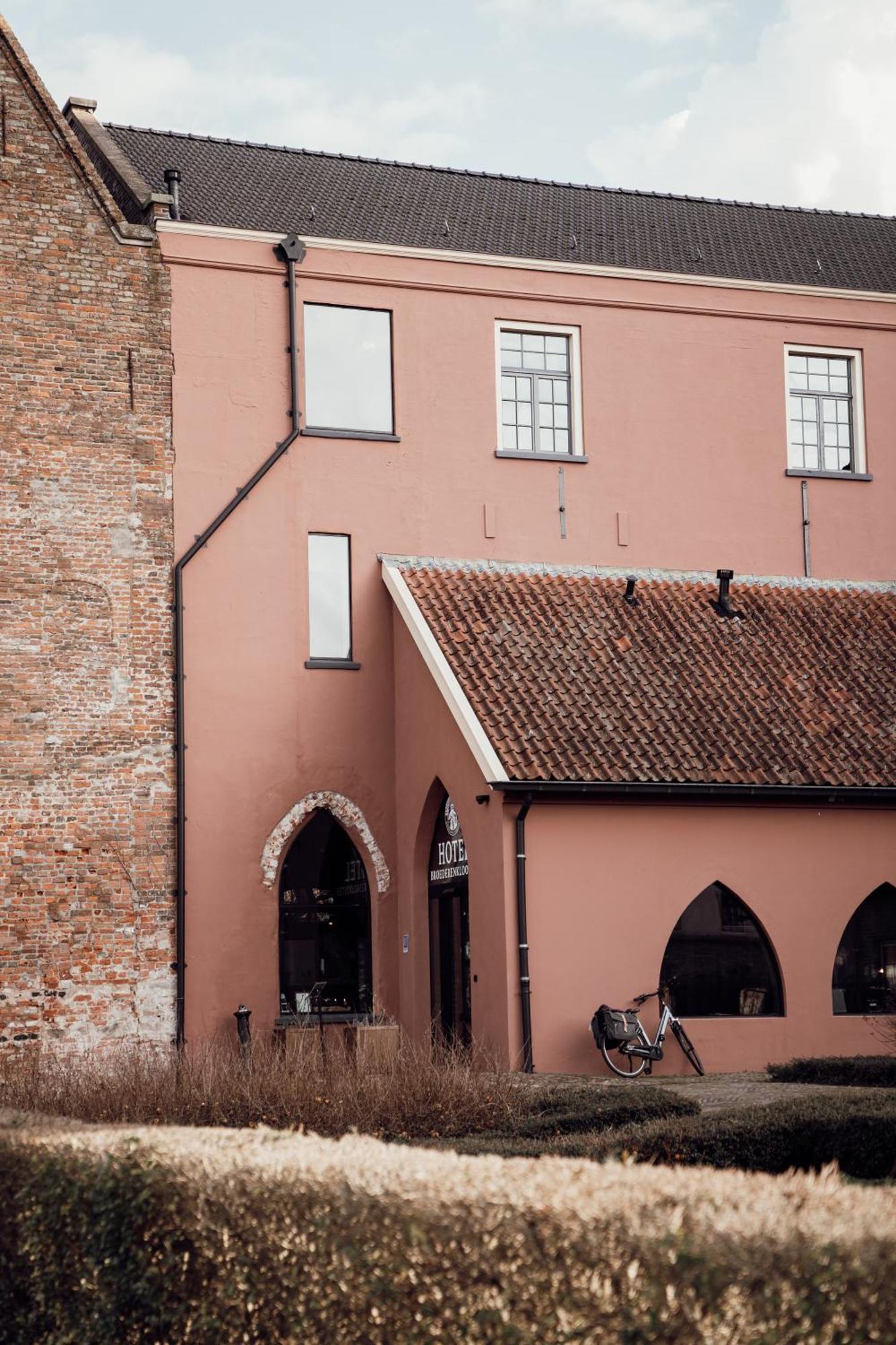 ホテル Broederenklooster ズトフェン エクステリア 写真